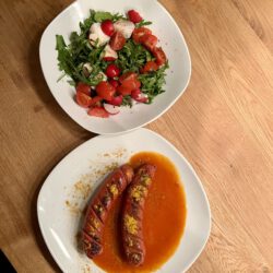 Currywurst mit selbstgemachter Sauce