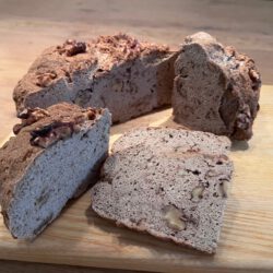 Leckeres Walnussbrot auf Low Carb Basis